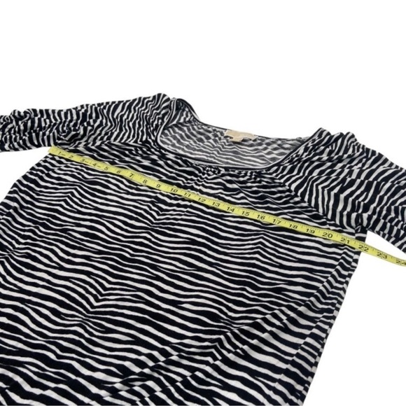 MICHAEL Michael Kors Black and White Zebra Print Blouse - Picture 4 of 7